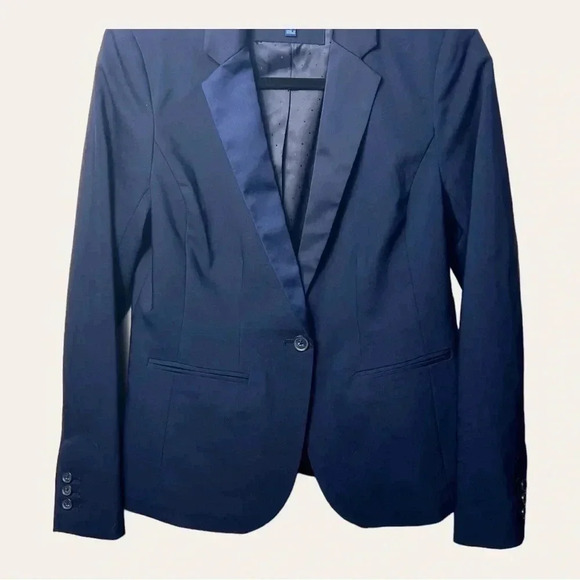 1190. APT. 9 “TORIE” BLAZER SINGLE BUTTON NAVY BLUE IN COLOR SIZE 4 BUTTON - Picture 4 of 9